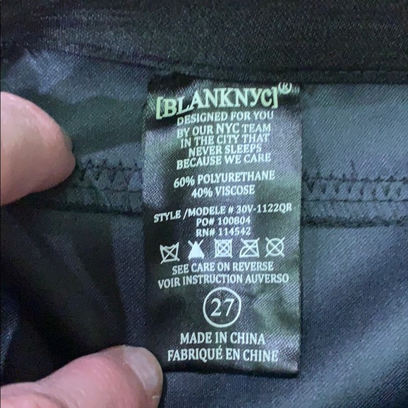 BlankNYC Vegan Leather Pull-On Legging - Picture 10 of 12